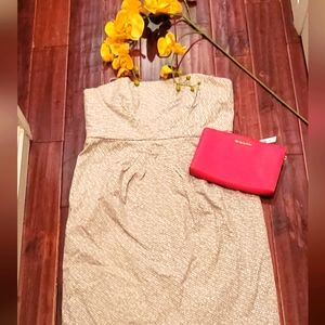 Women's strapless dress